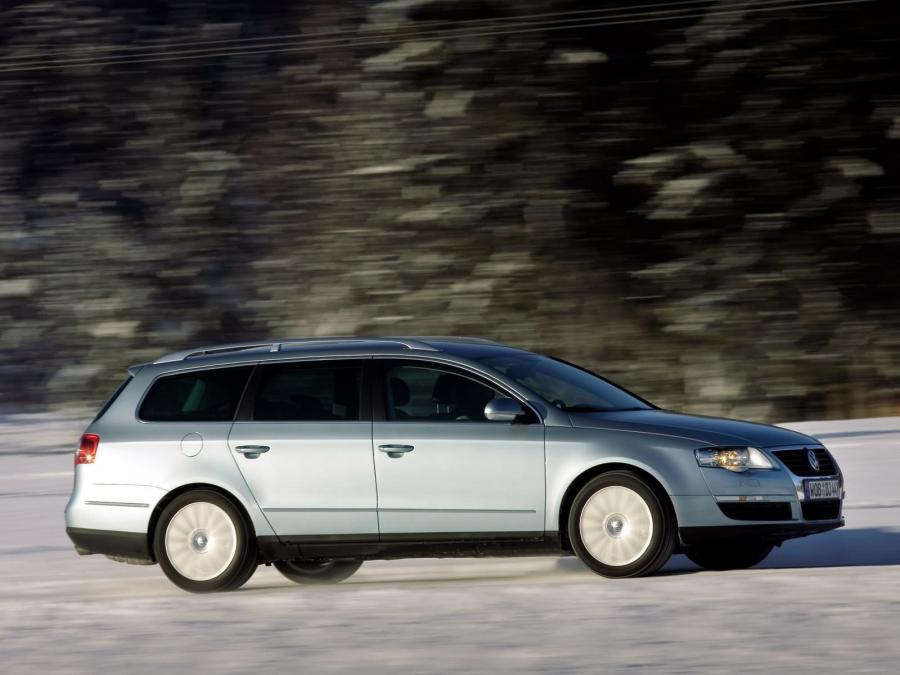  Volkswagen Passat Variant V6 FSI 4Motion 2006 года  (фото 10 из 53)